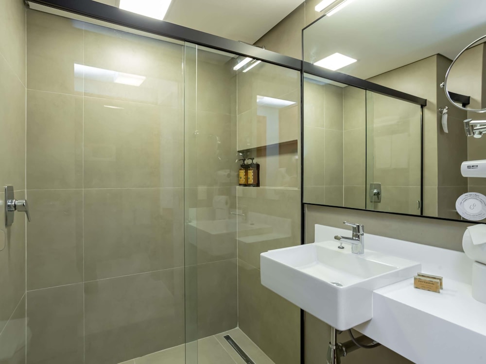 Mercure Florianopolis Convention Hotel 72/74