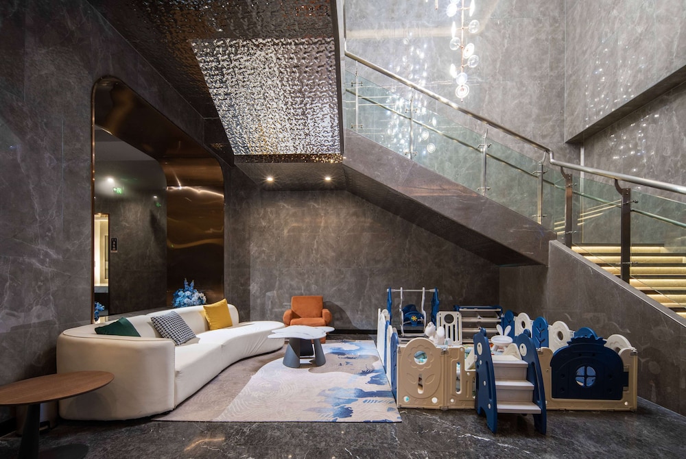 Days Hotel by Wyndham Chongqing Chenjiaping 23/44