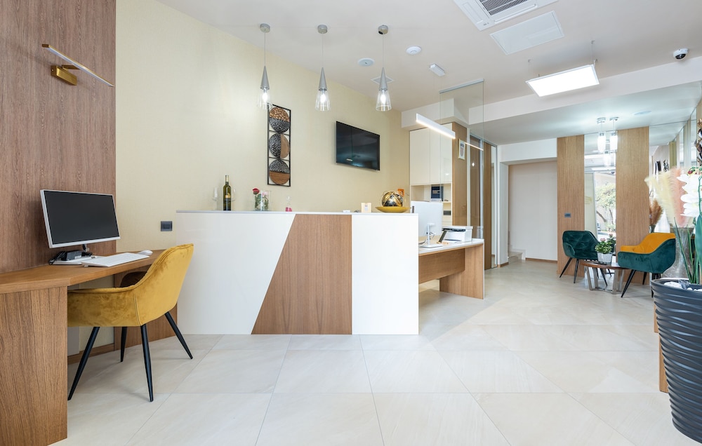 Hotel Dua Residence 3/50