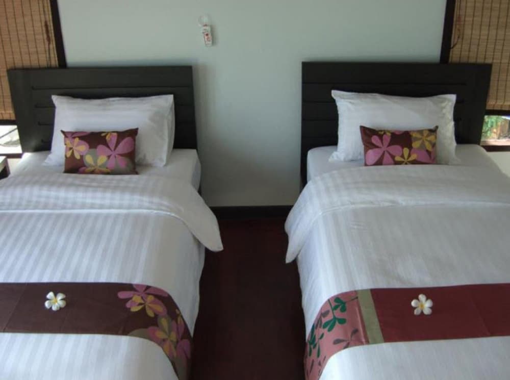 Chintakiri Resort Koh Tao 16/50