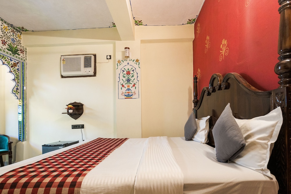 The Lake View Hotel – On Lake Pichola 12/50