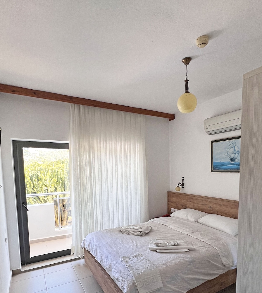 Apollon Hotel 7/37
