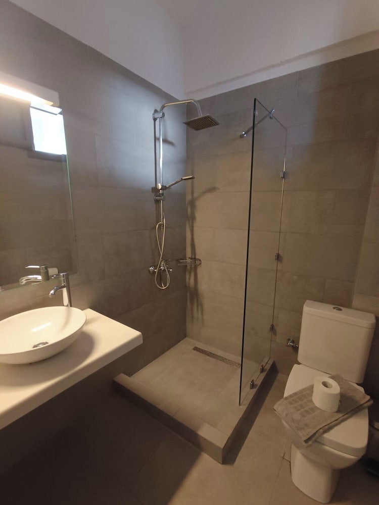 Stavros Beach Hotel 49/50