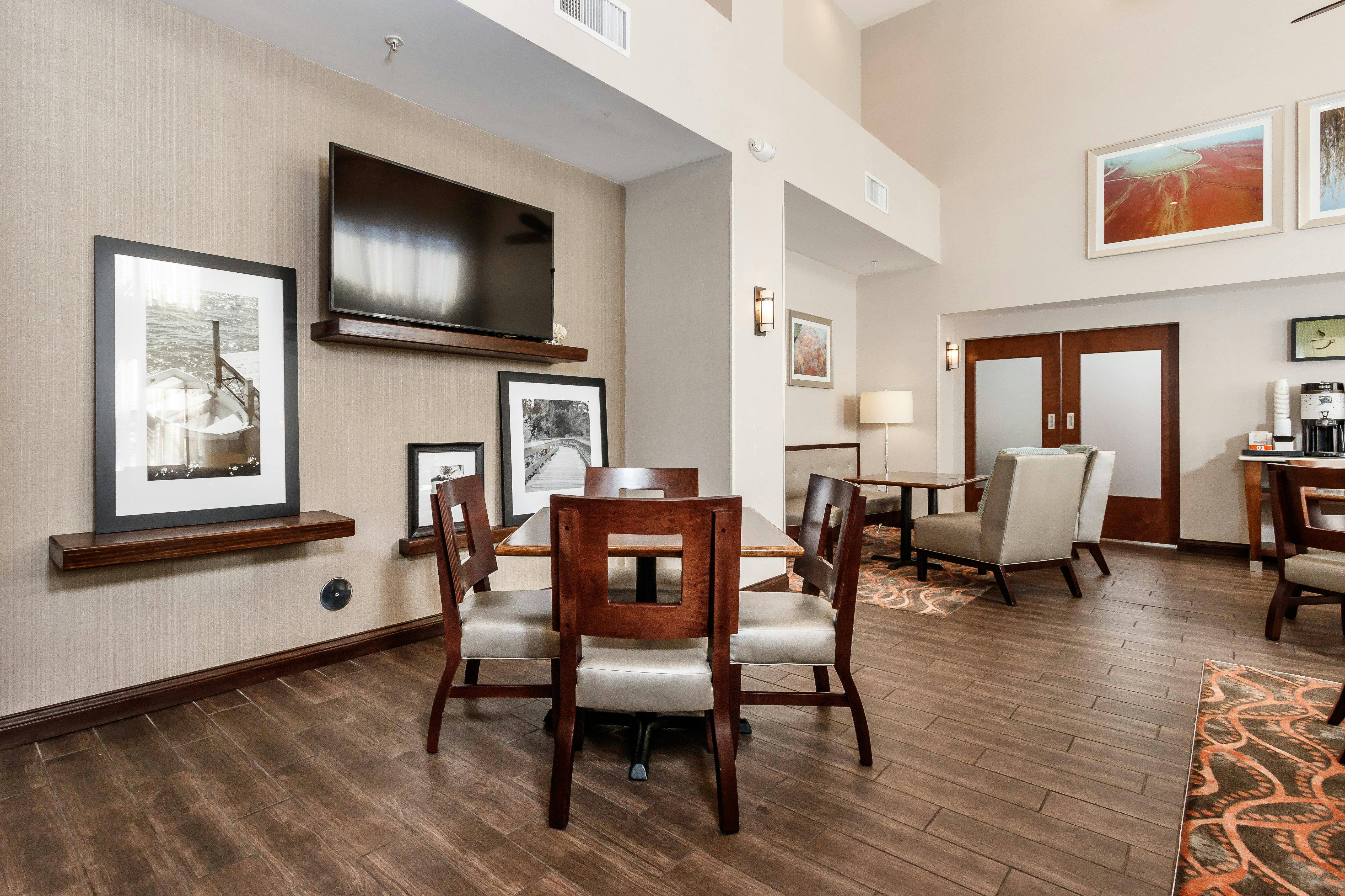 Hampton Inn and Suites Navarre 46/53