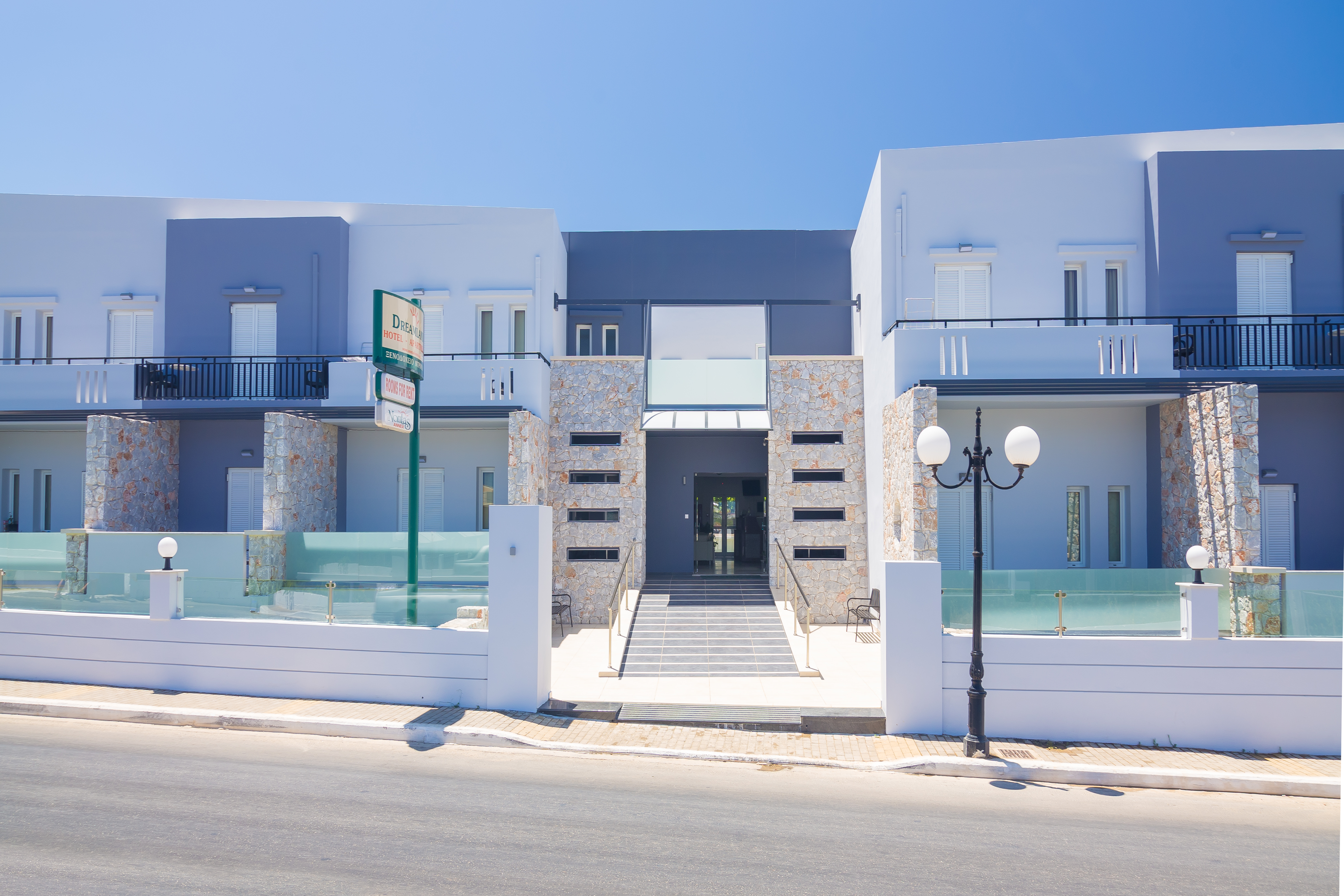 Nontas Suites 20/24