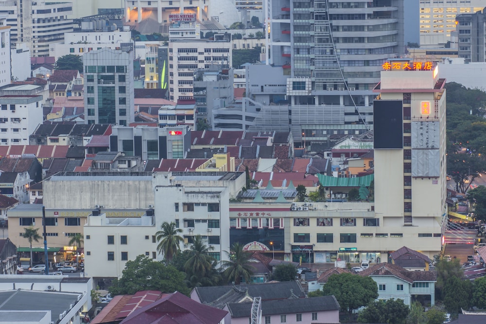 RED ROCK HOTEL in GEORGE TOWN