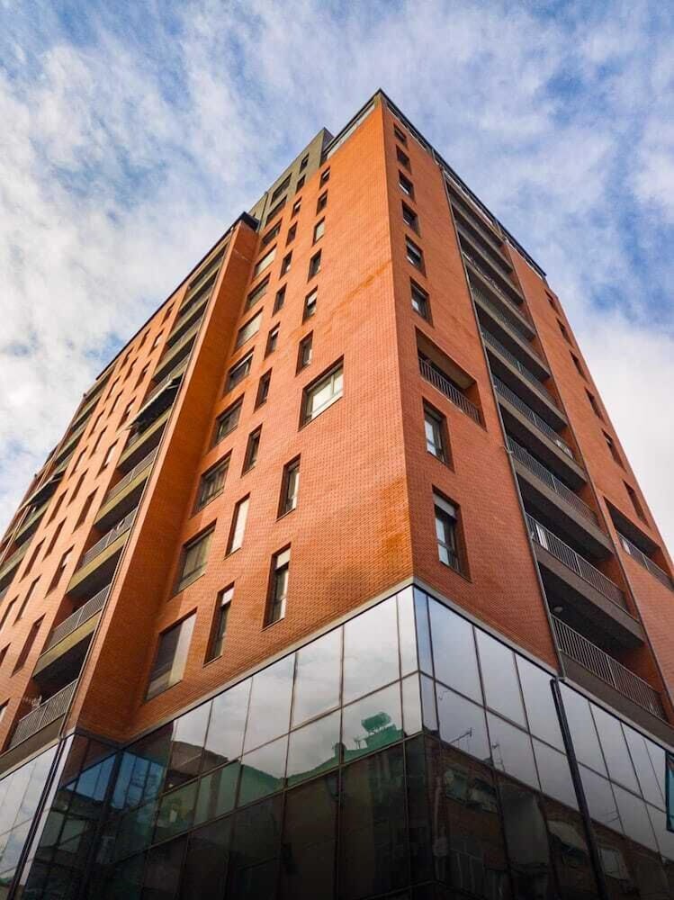 Si hotel Tirana in TIRANA