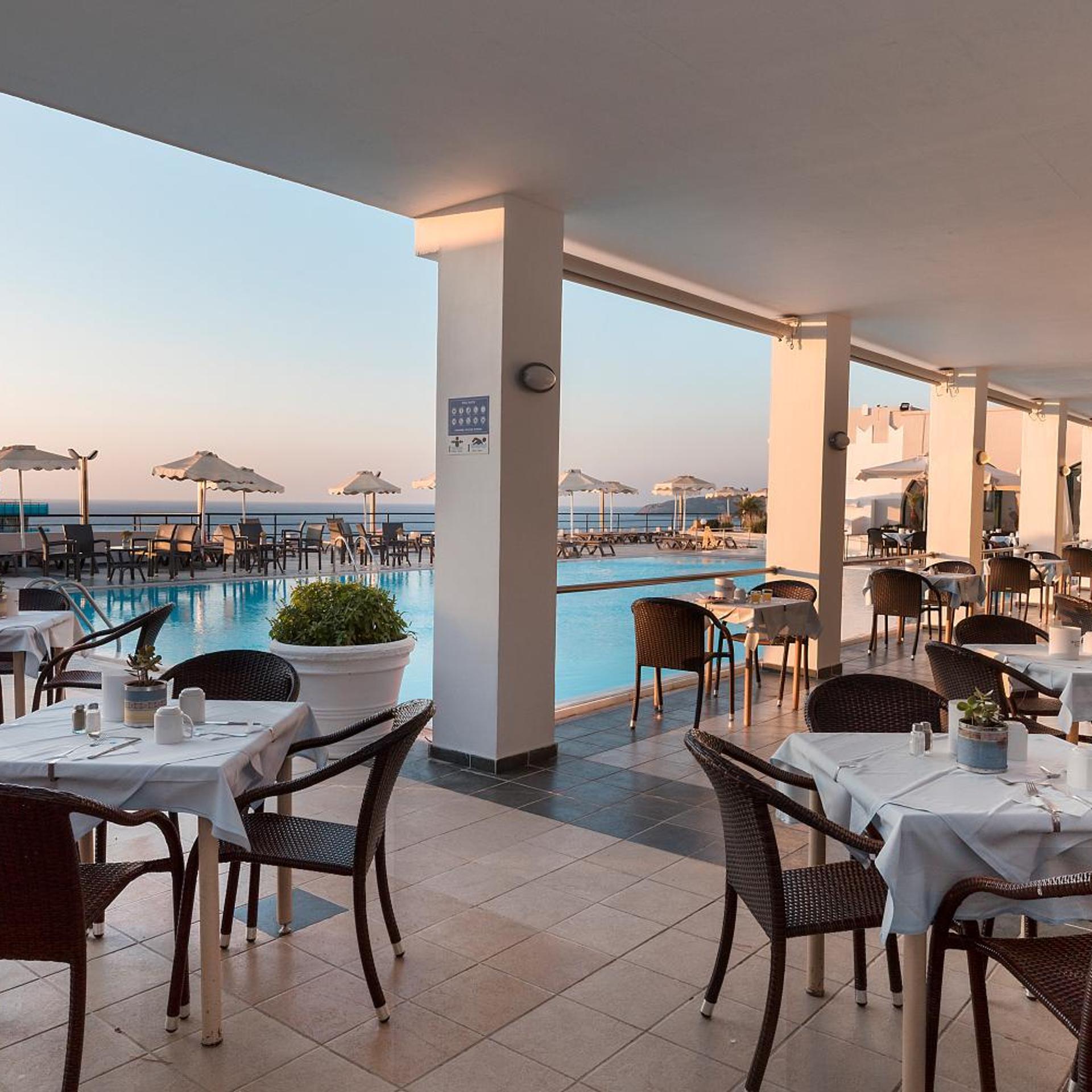 CALYPSO PALACE HOTEL 39/54