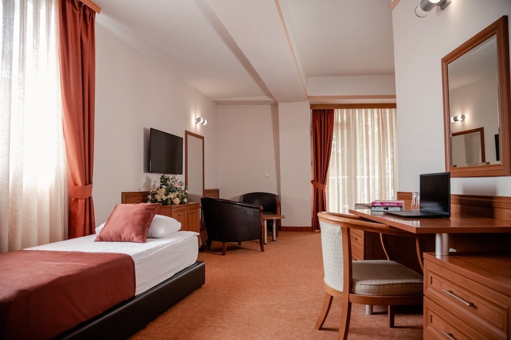 Hotel Drim 5/29