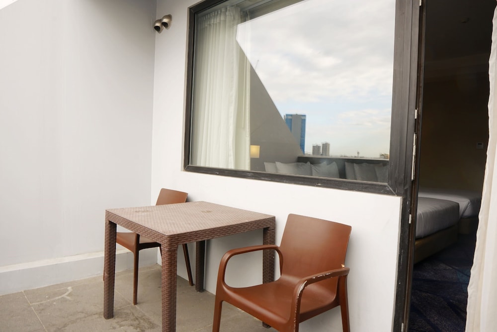 Luxent Hotel 52/67