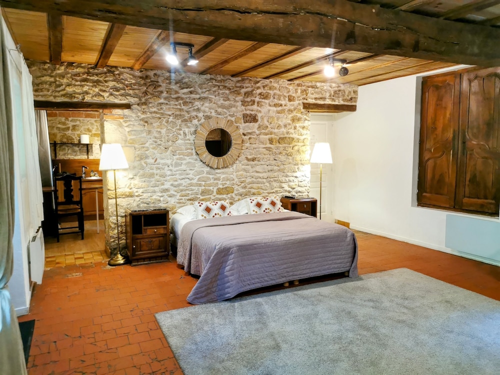 Chateau Le Sallay 26/58
