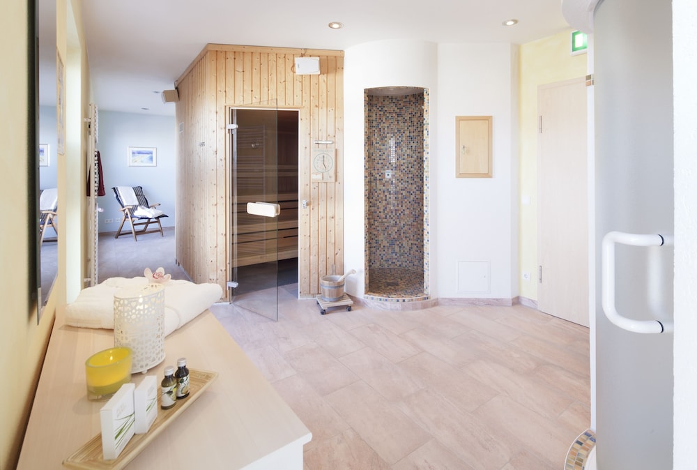 Best Hotel Zeller 13/64