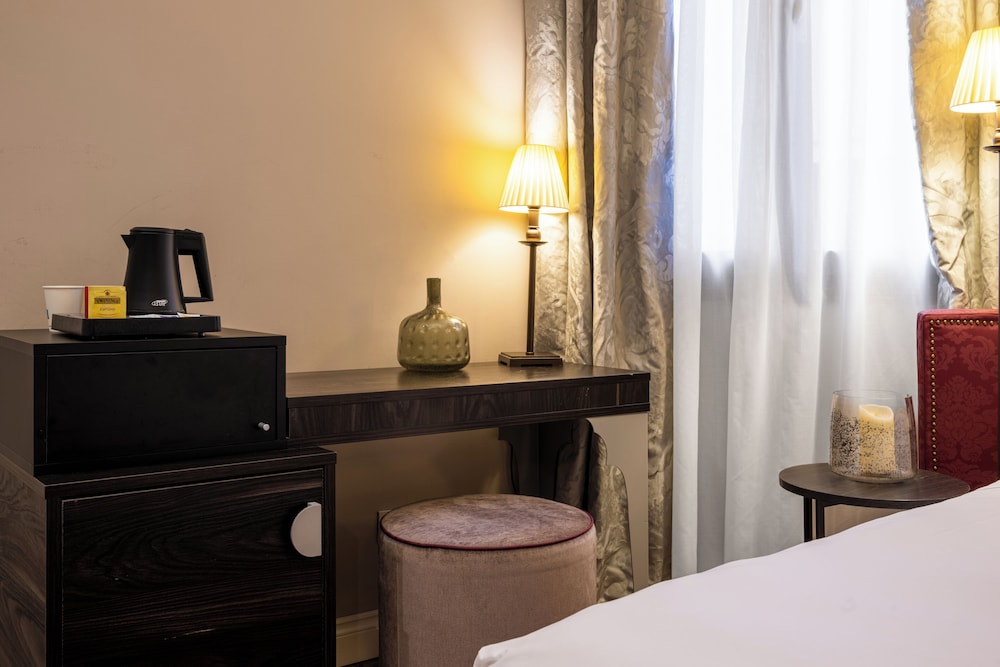 Campiello Hotel 46/74