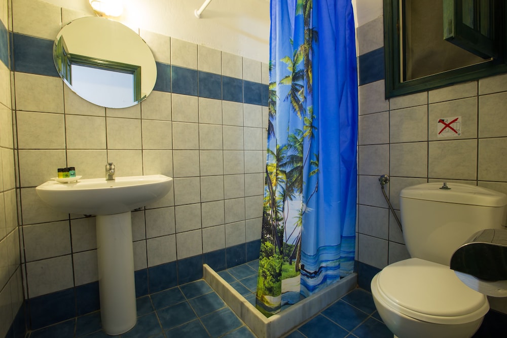 Iliada Hotel Santorini 62/63