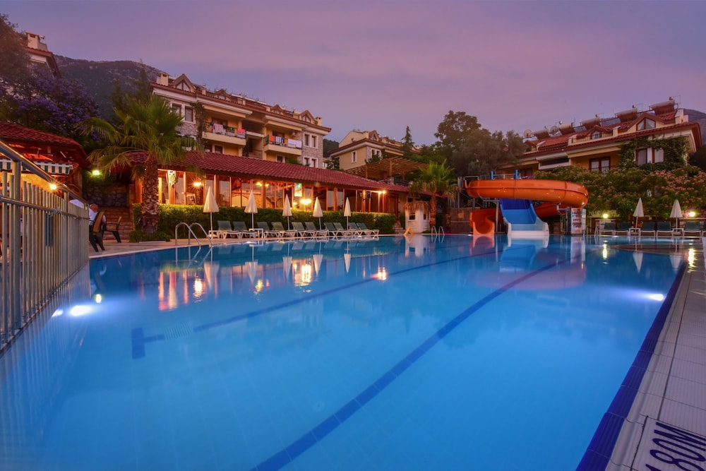 Perdikia Hill Family Resort Villas in FETHIYE