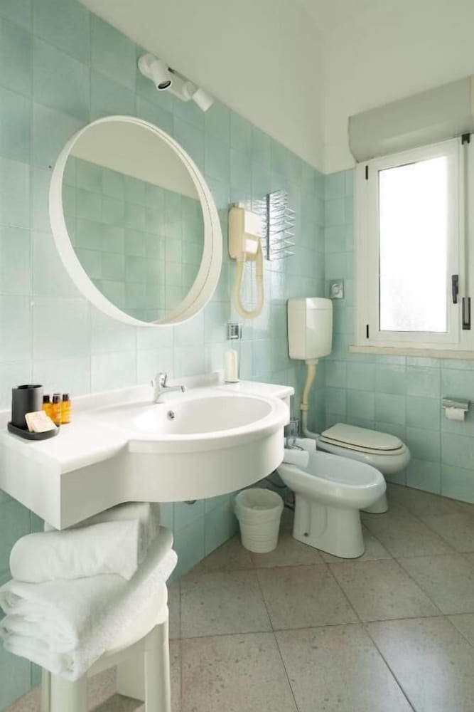 Hotel Adriatica 54/54