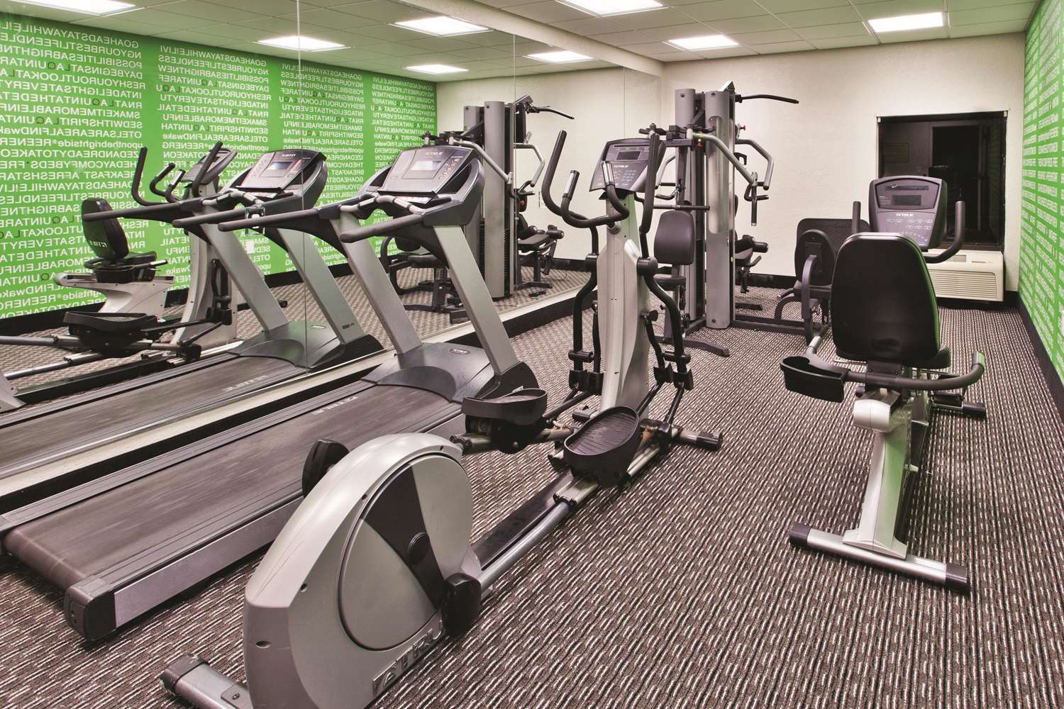 La Quinta Inn & Suites by Wyndham Charleston Riverview 19/31