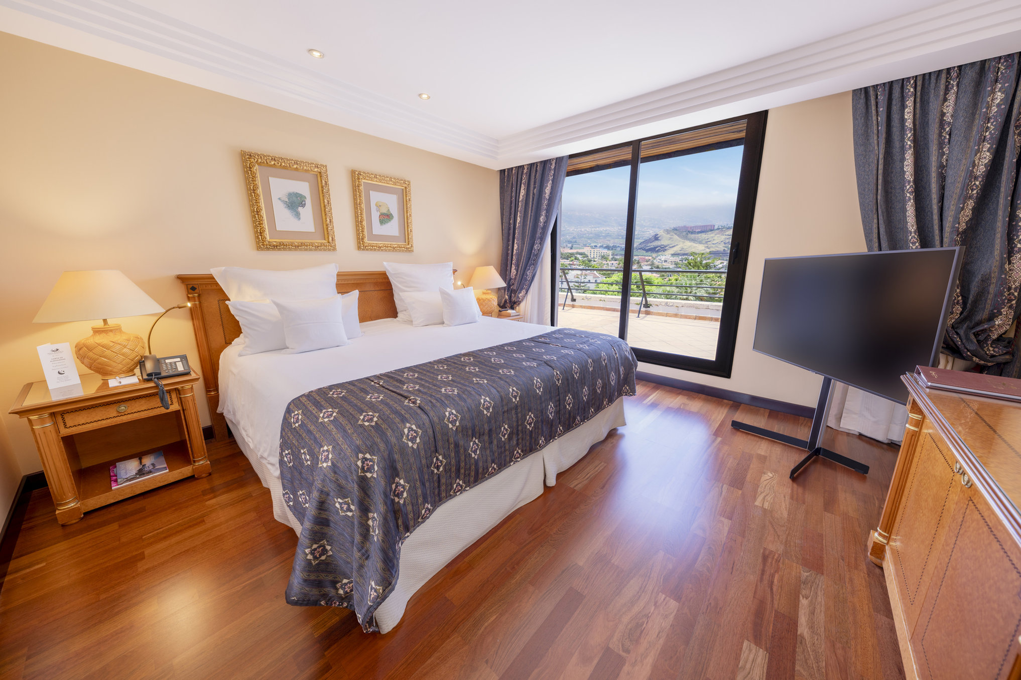 Penthouse Suite