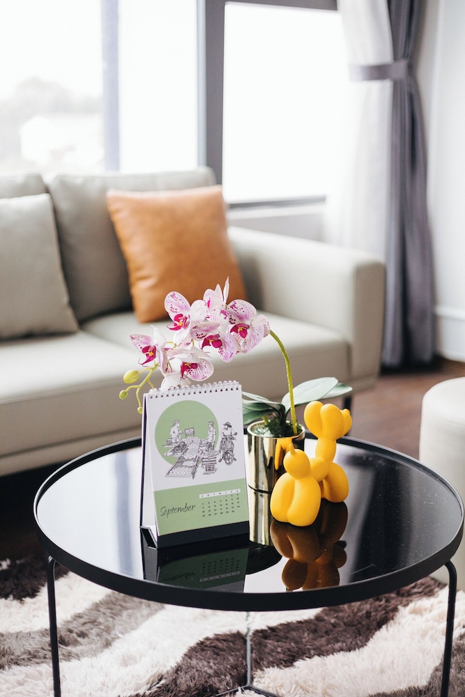 Ivy Luxury Hotel & Apartment 45/55