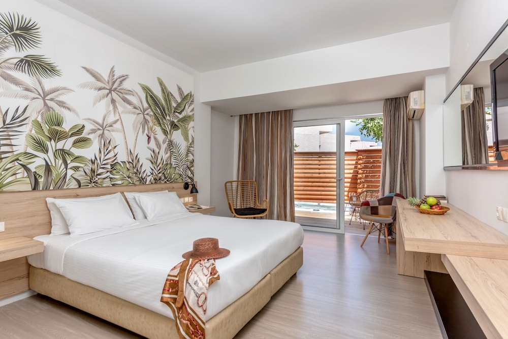 Katrin Hotel and Bungalows 13/50