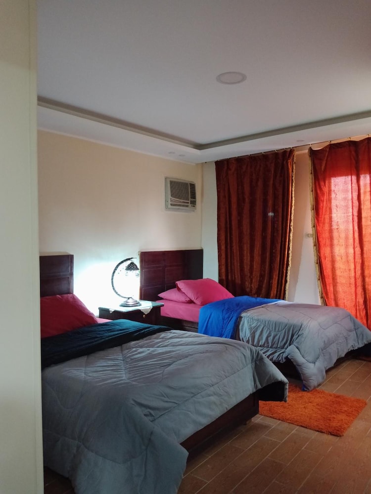 Pyramids Plateau Hotel 6/41