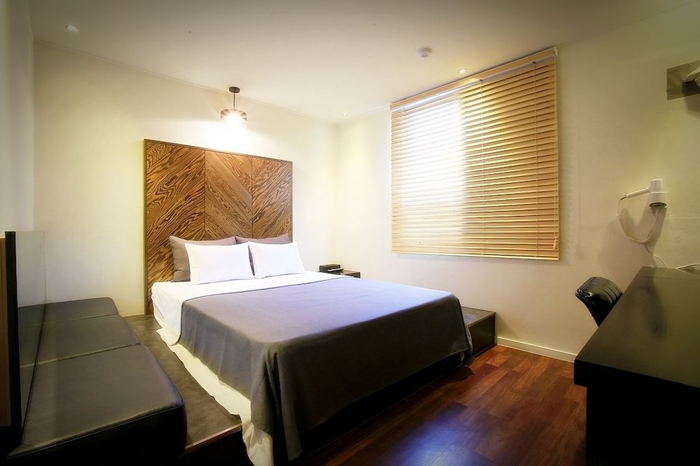 Chuncheon Urbane Hotel 6/36