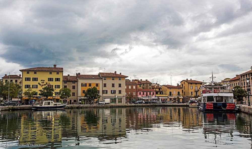 Alla Città Di Trieste 40/50