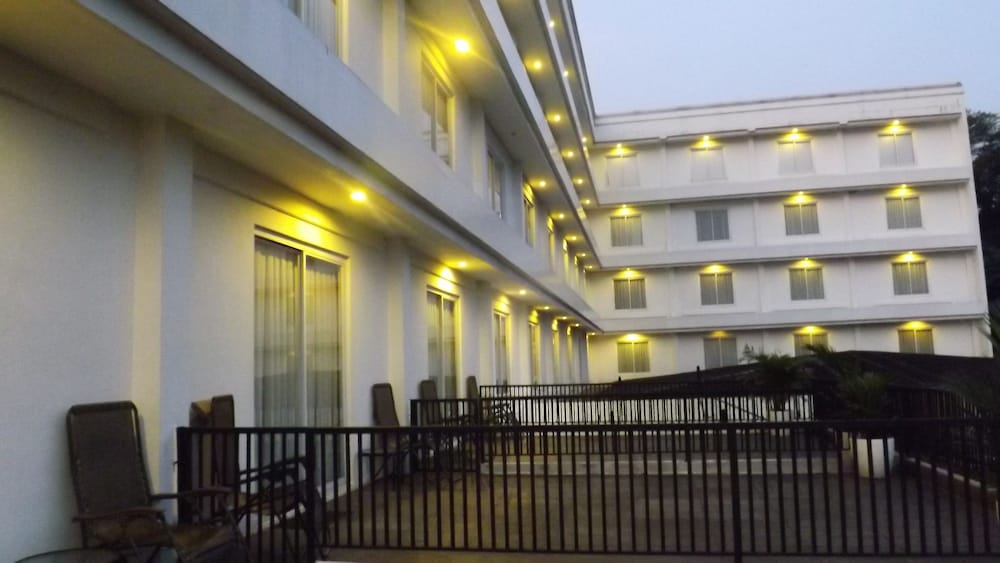 Royal Hotel Kt 1/35