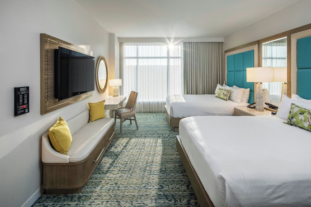 Guest Room, 2 Queen Beds, Florida View, Gulf Coast Tower, Accessible