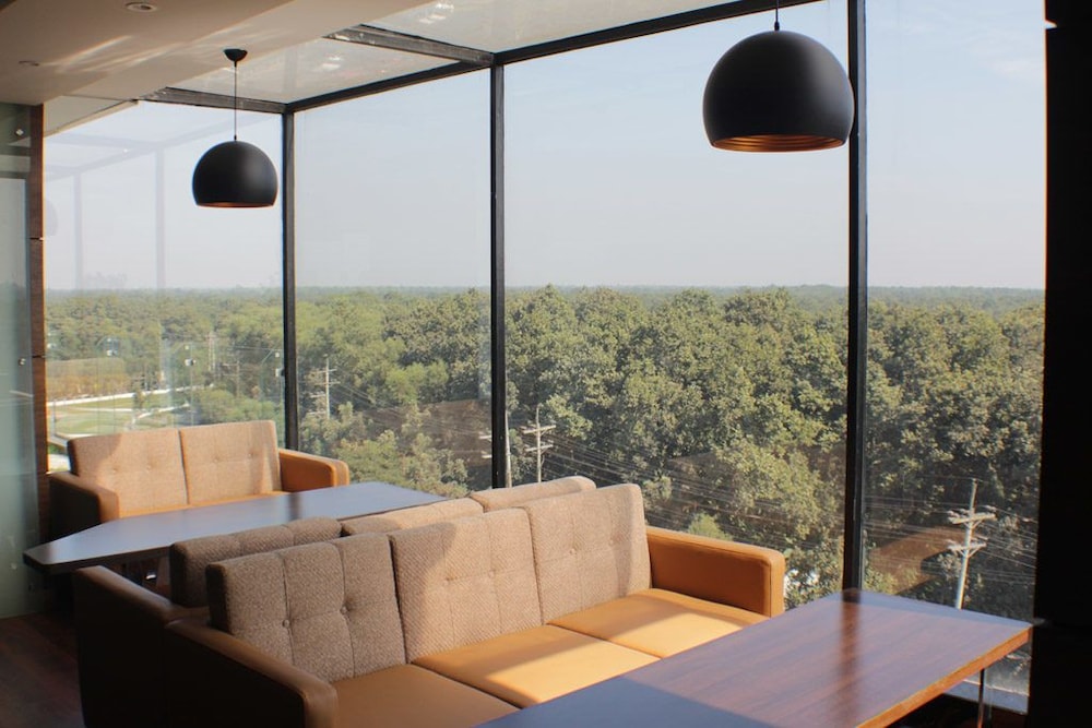 Hotel X Gazipur 32/46