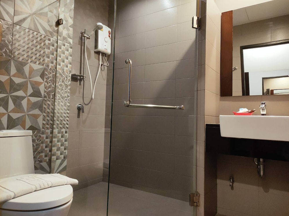 Aziss Boutique Hotel 17/54