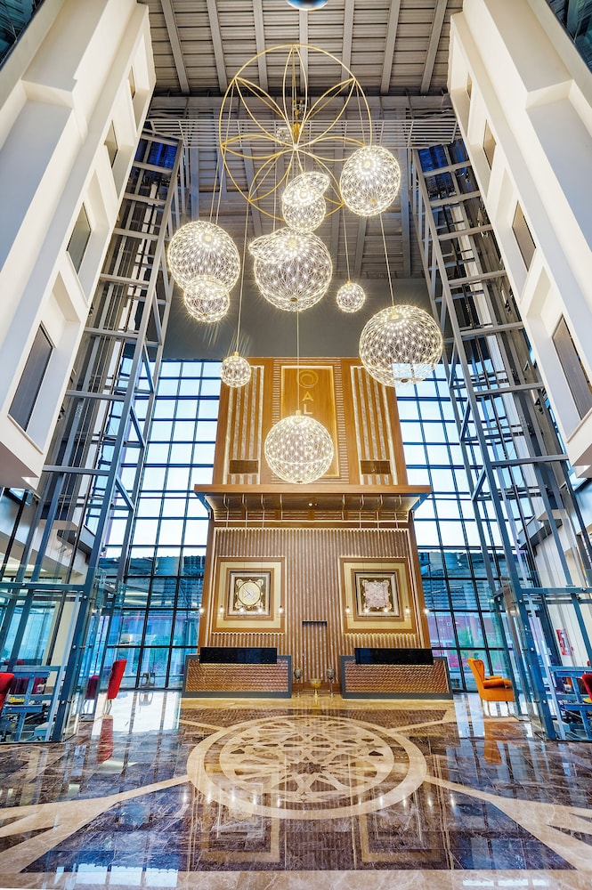 Algora Halal Hotel and Spa 5/50