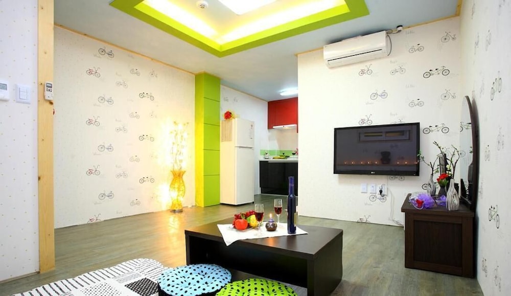 Pinky Marine Pension 24/50