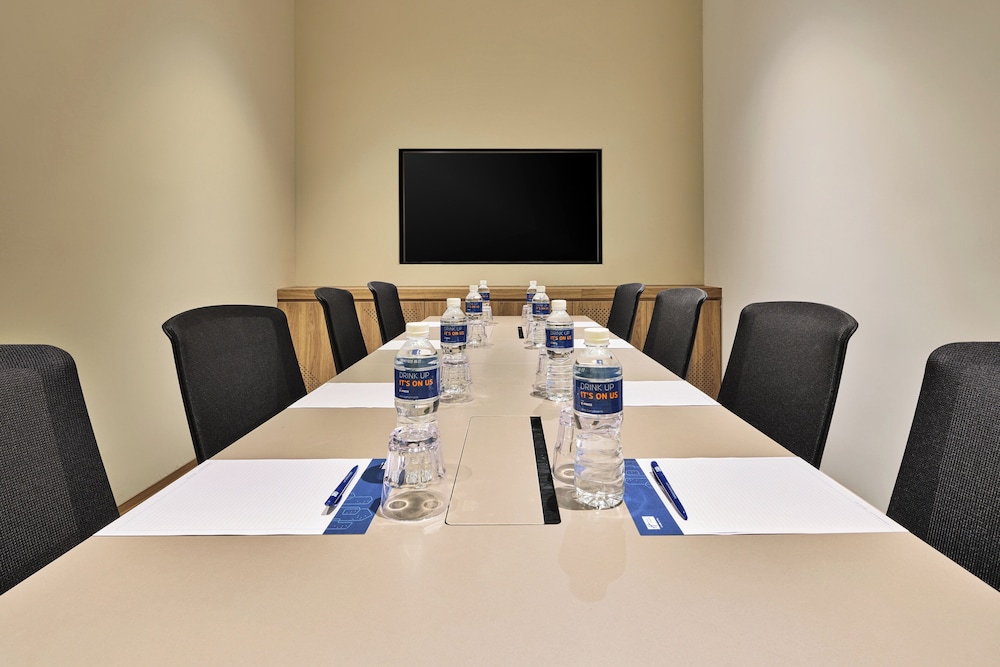 Holiday Inn Express Singapore Serangoon 39/49