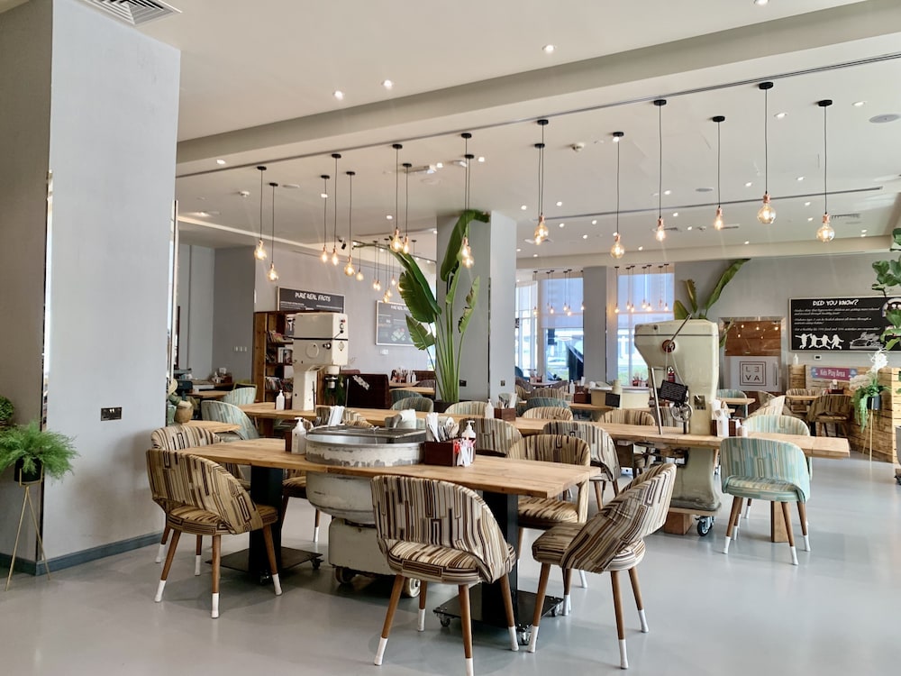 Restaurant-cafeteria