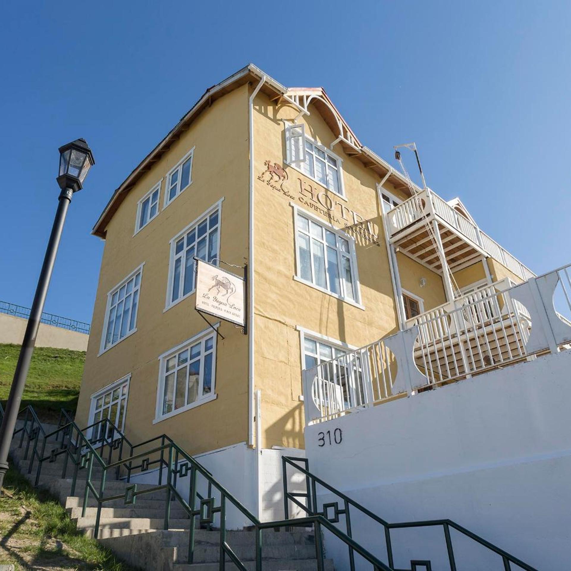 Hotel La Yegua Loca 1/50