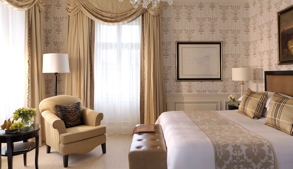 Four Seasons Hotel Prague 15/47