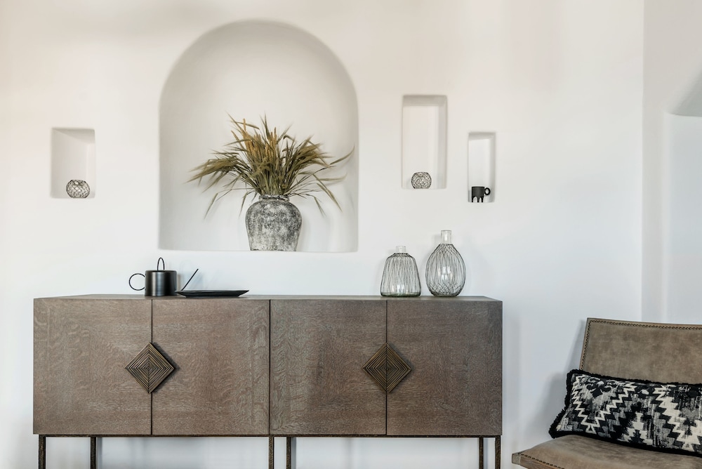 Virtu Suites 12/75