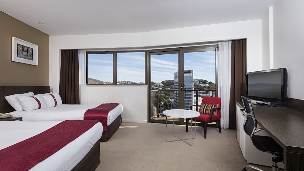 HOTEL GRAND CHANCELLOR TOWNSVILLE 23/62