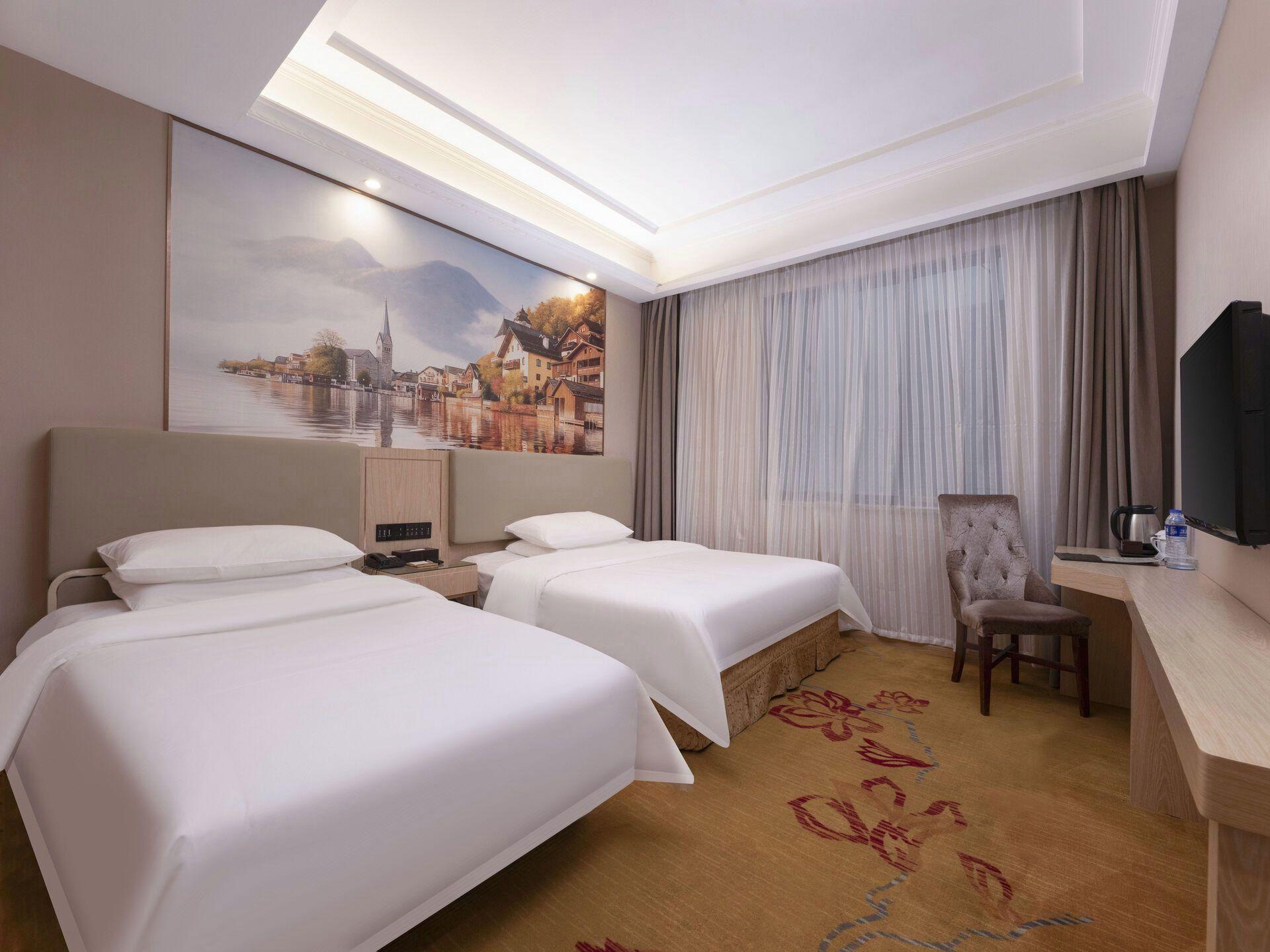 Vienna International Hotel (Suzhou Likou Furniture City) 25/42