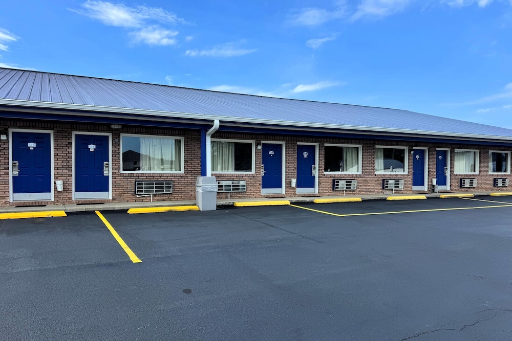 Travelodge by Wyndham Thomasville AL 44/50
