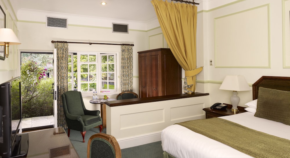Marygreen Manor 29/66