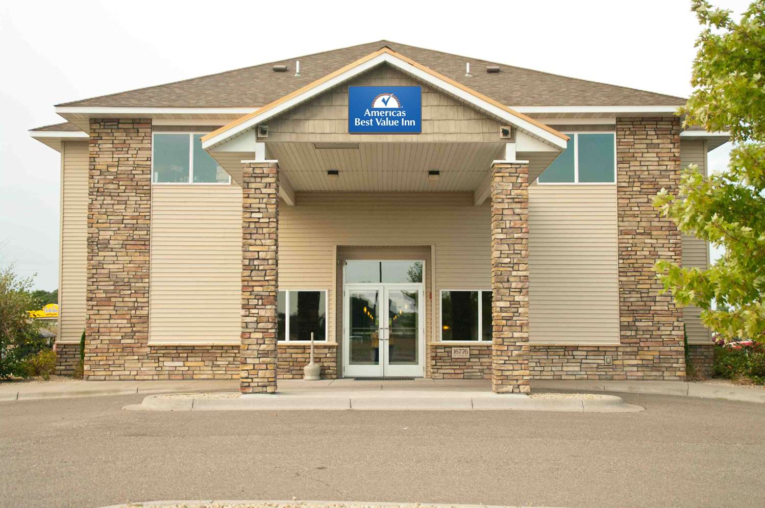 Americas Best Value Inn Big Lake Becker 2/18