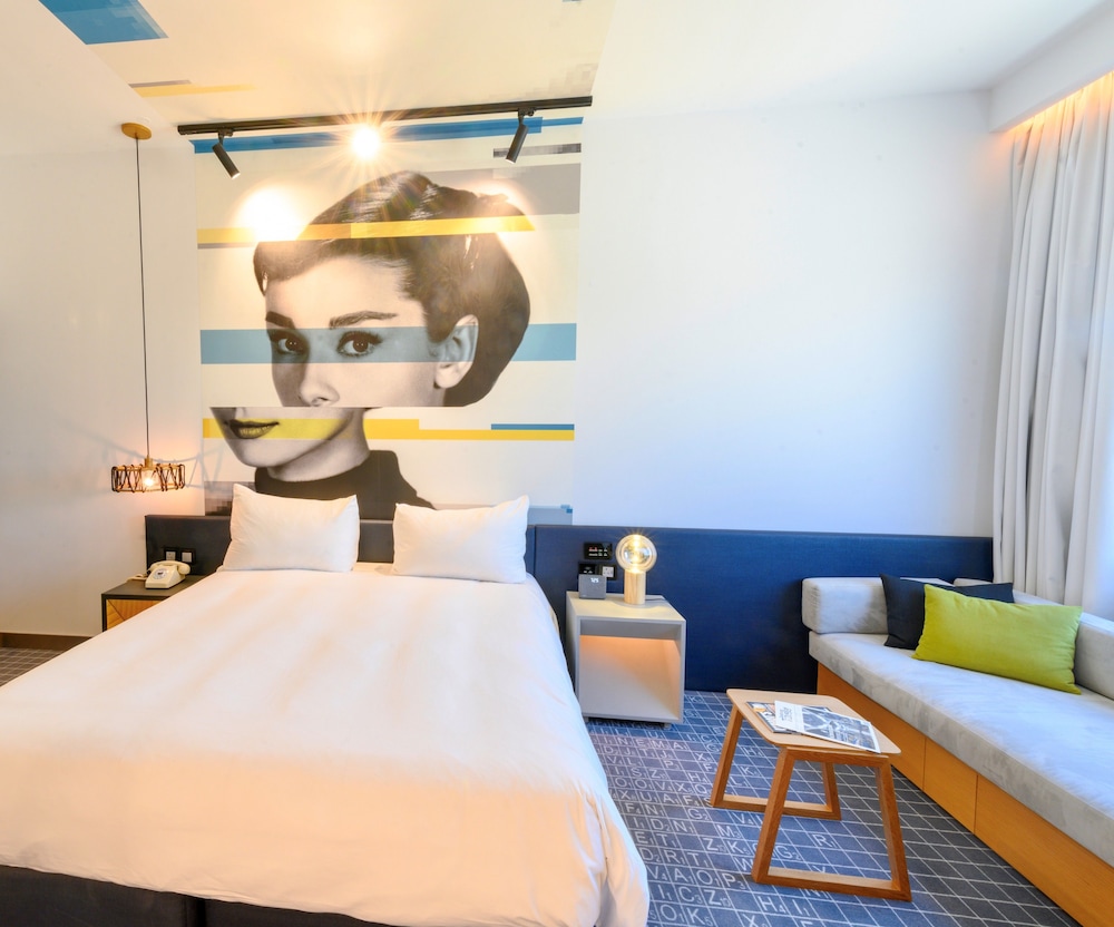Studio One Hotel 23/67