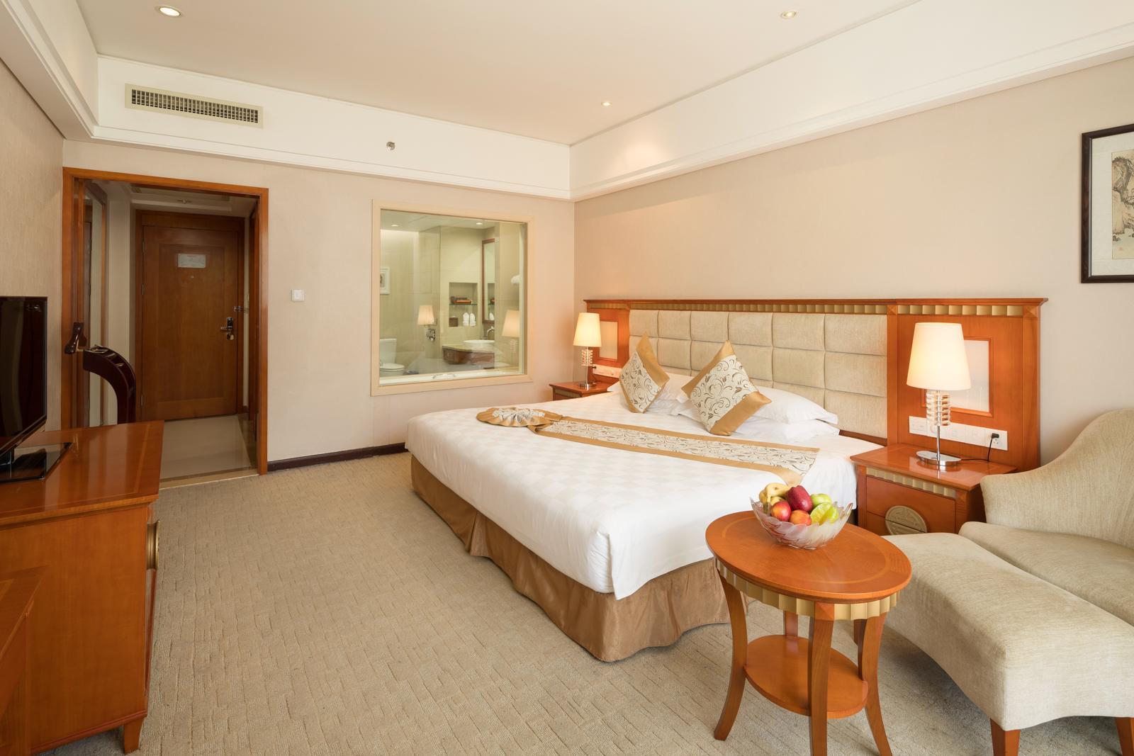 DELUXE, DOUBLE BED, WITH VIEW