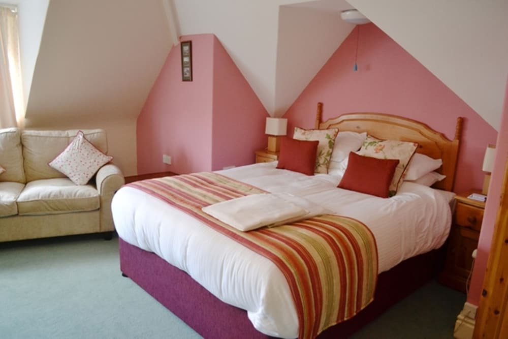 Northfield Hotel 19/72