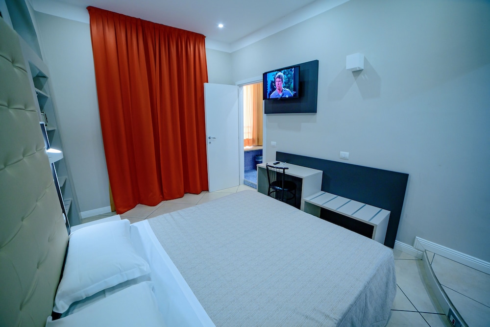 BASIC, DOUBLE OR TWIN BED