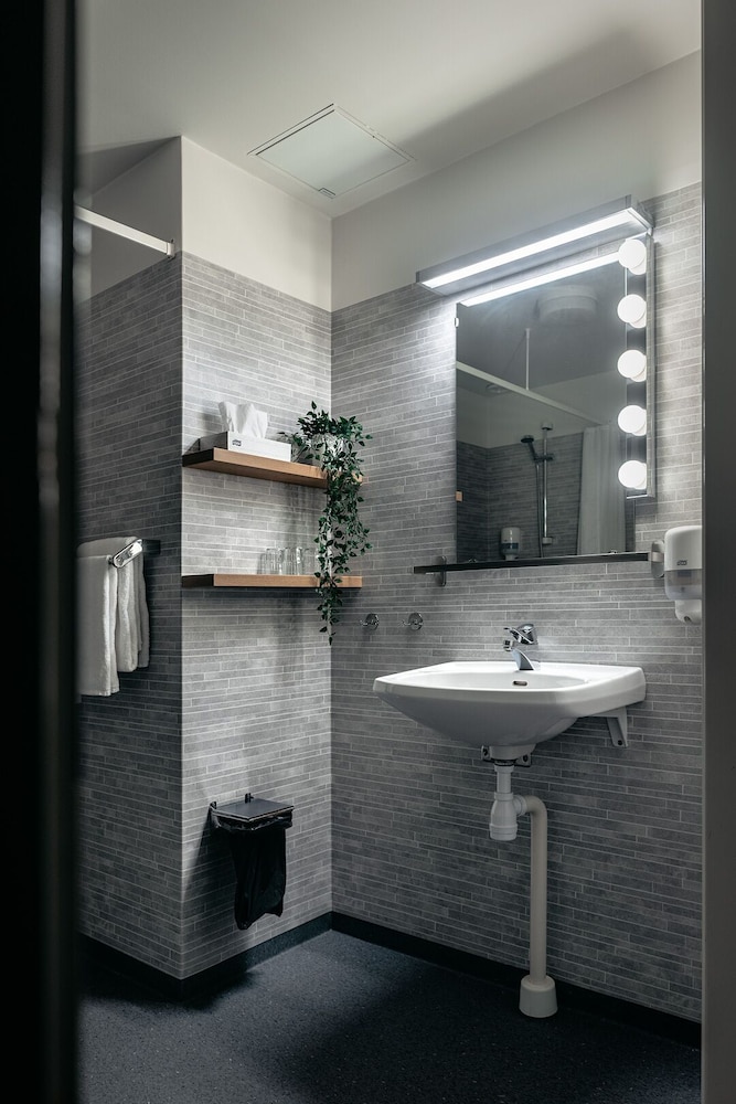 Hotell Björken 51/51