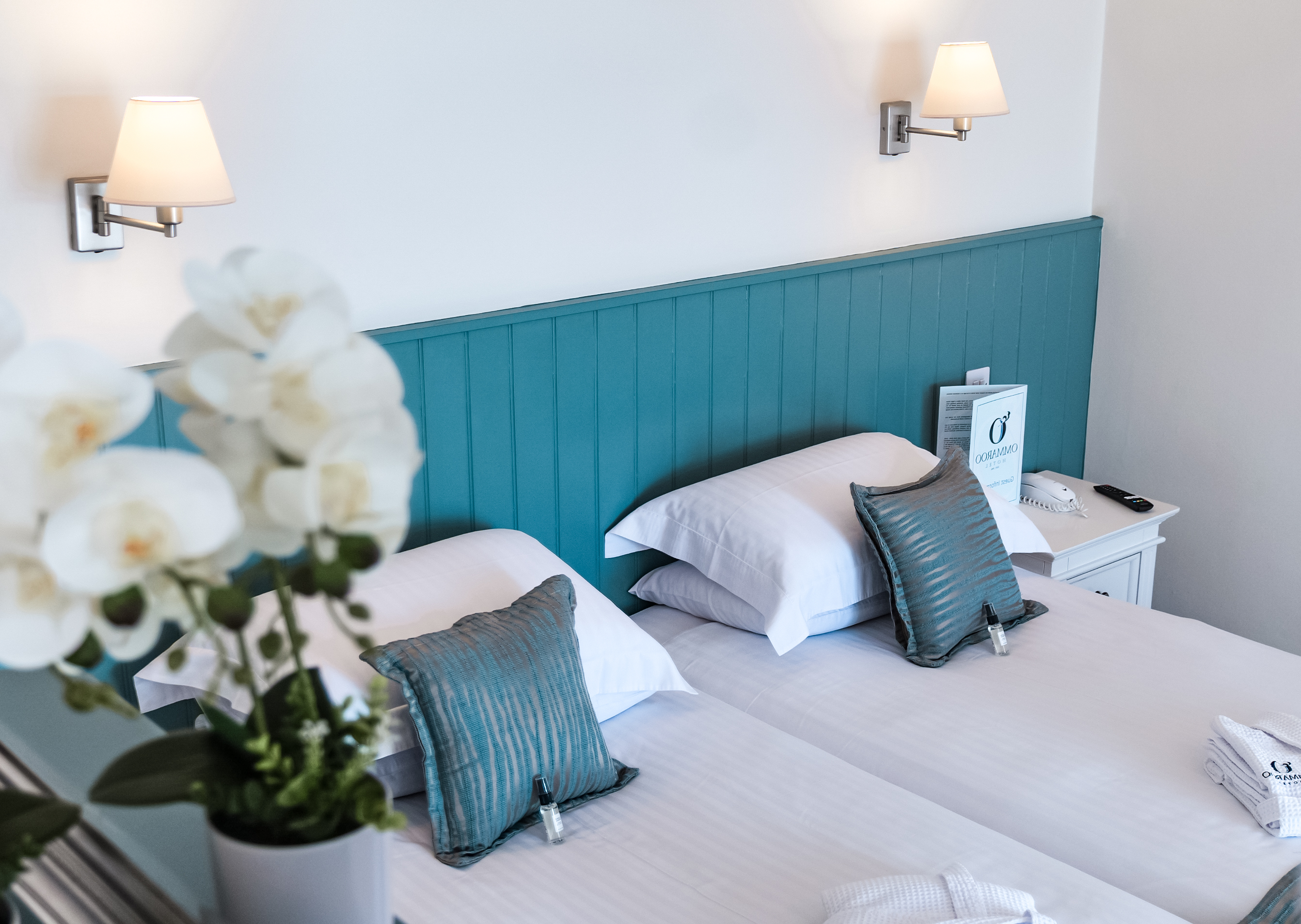 Room, Double or Twin Bed, Sea View