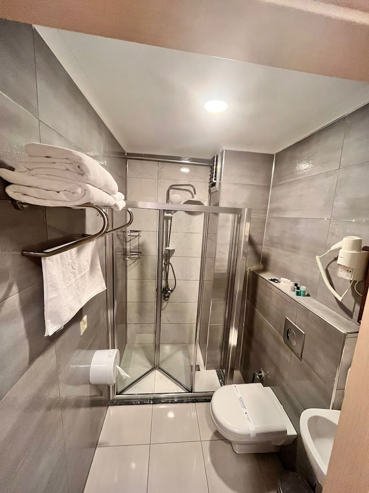 Simal Hotel 46/50